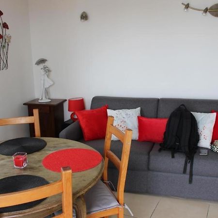 T2 Coquet Le Lavandou Plein Centre Vue Mer Exceptionnelle. Apartment Exterior foto